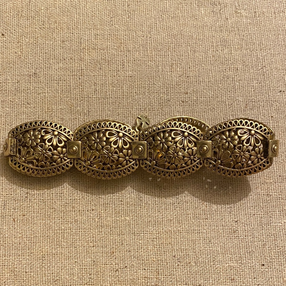 Lucky Brand Gold Floral Bracelet